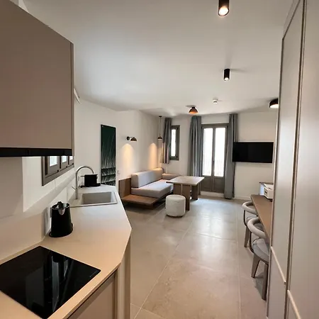 Apartahotel Dopios *